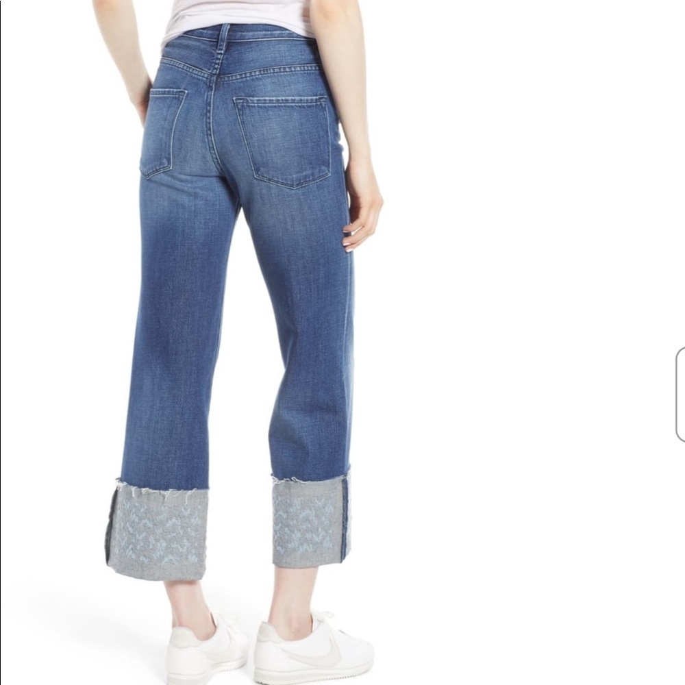 J Brand Midrise Cropped Wide-Leg Jeans in Blue with Light Wash Cuffs - Picture 2 of 9
